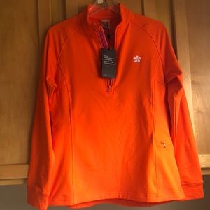 NWT, Levelwear Essence womens activewear